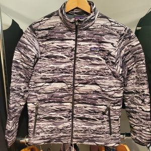 Patagonia Boys XL puffer jacket